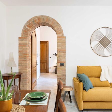 Casa Serena - Appartamento A San Gimignano Bagian luar foto